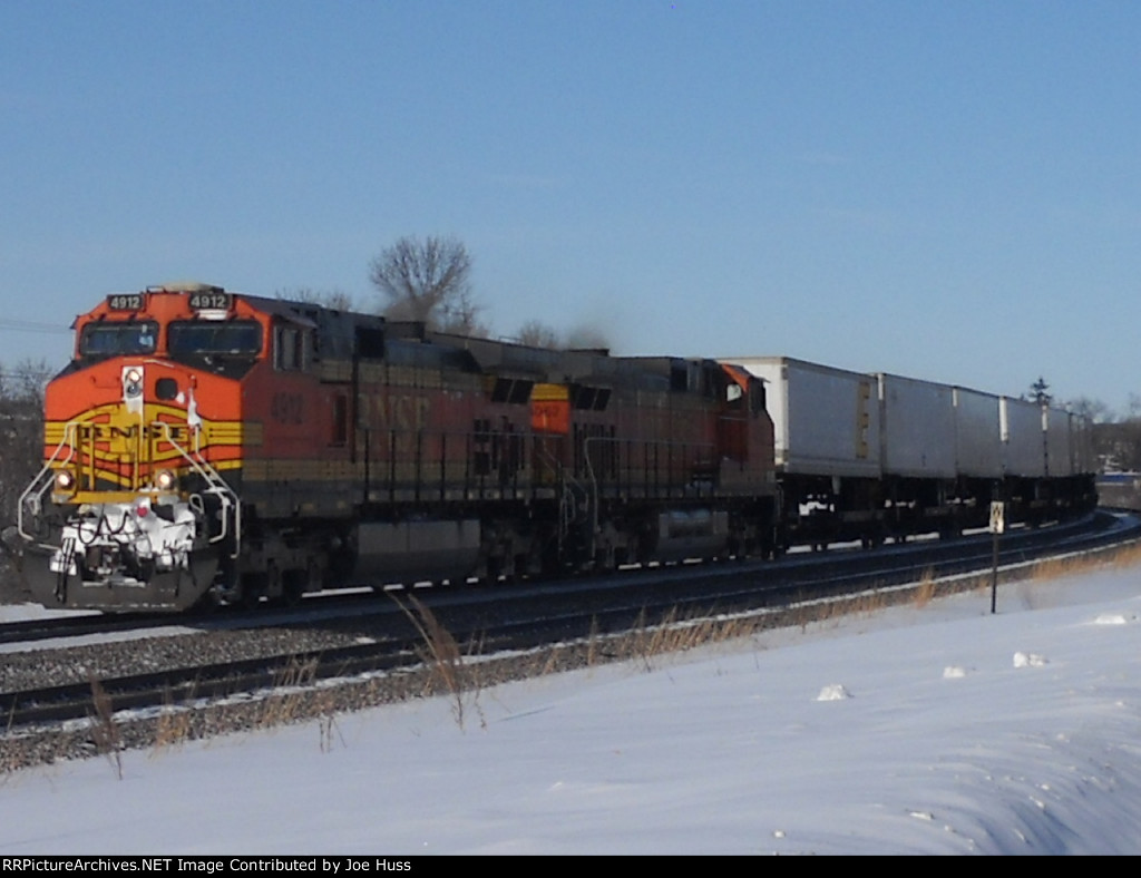 BNSF 4912 East